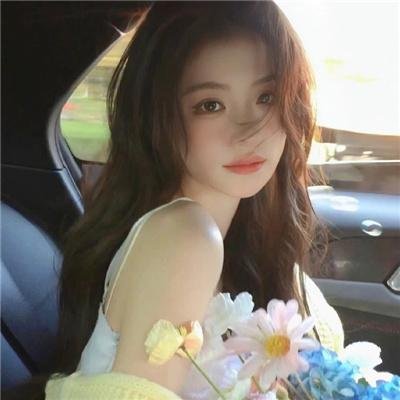 蒙娜丽莎与血月亮